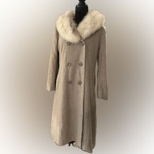 Vintage Double-Breasted Wool Blend Pea Coat, Faux Fur Collar Unbranded..